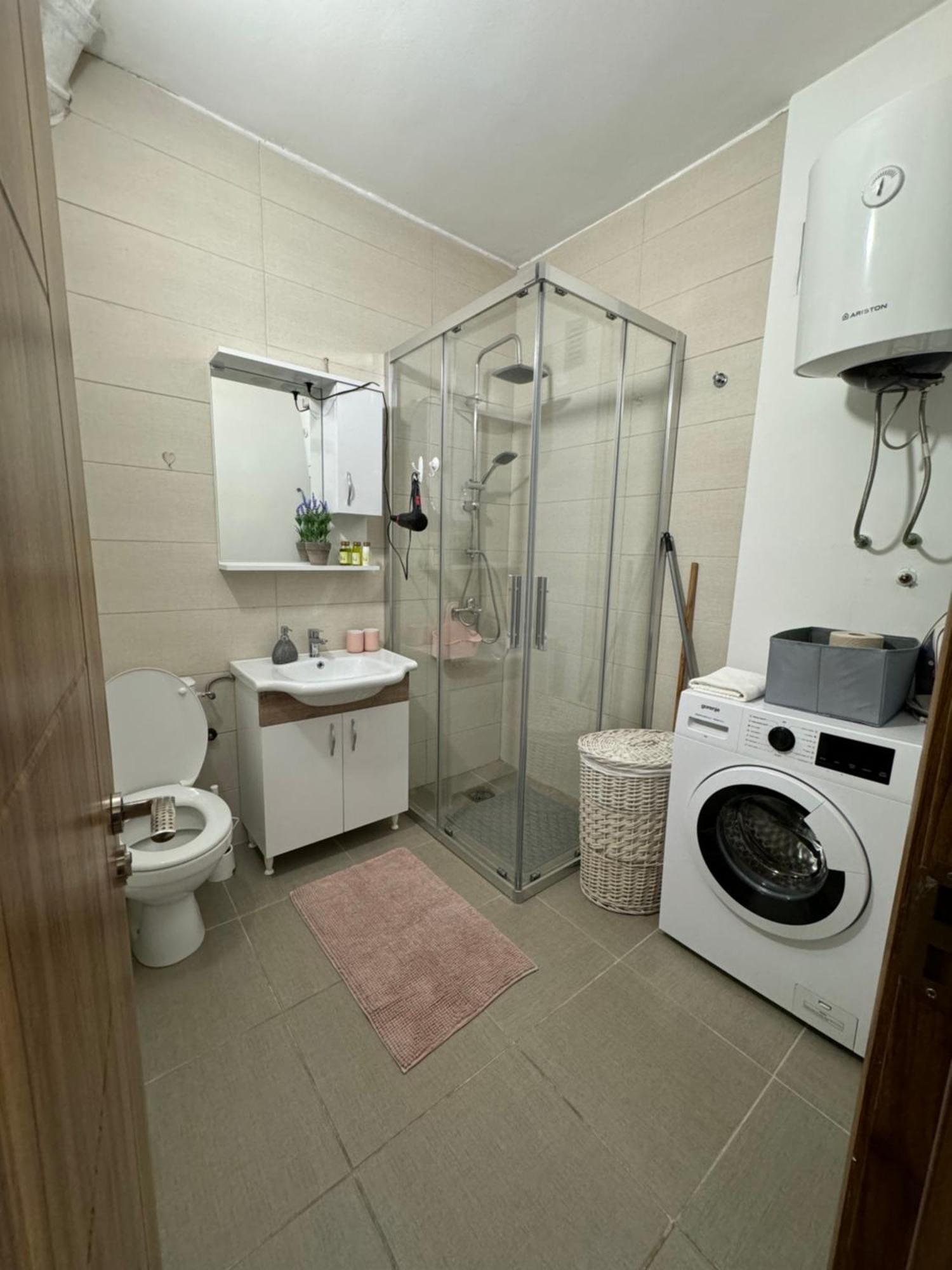 Eleven Apartment Podgorica Exterior photo